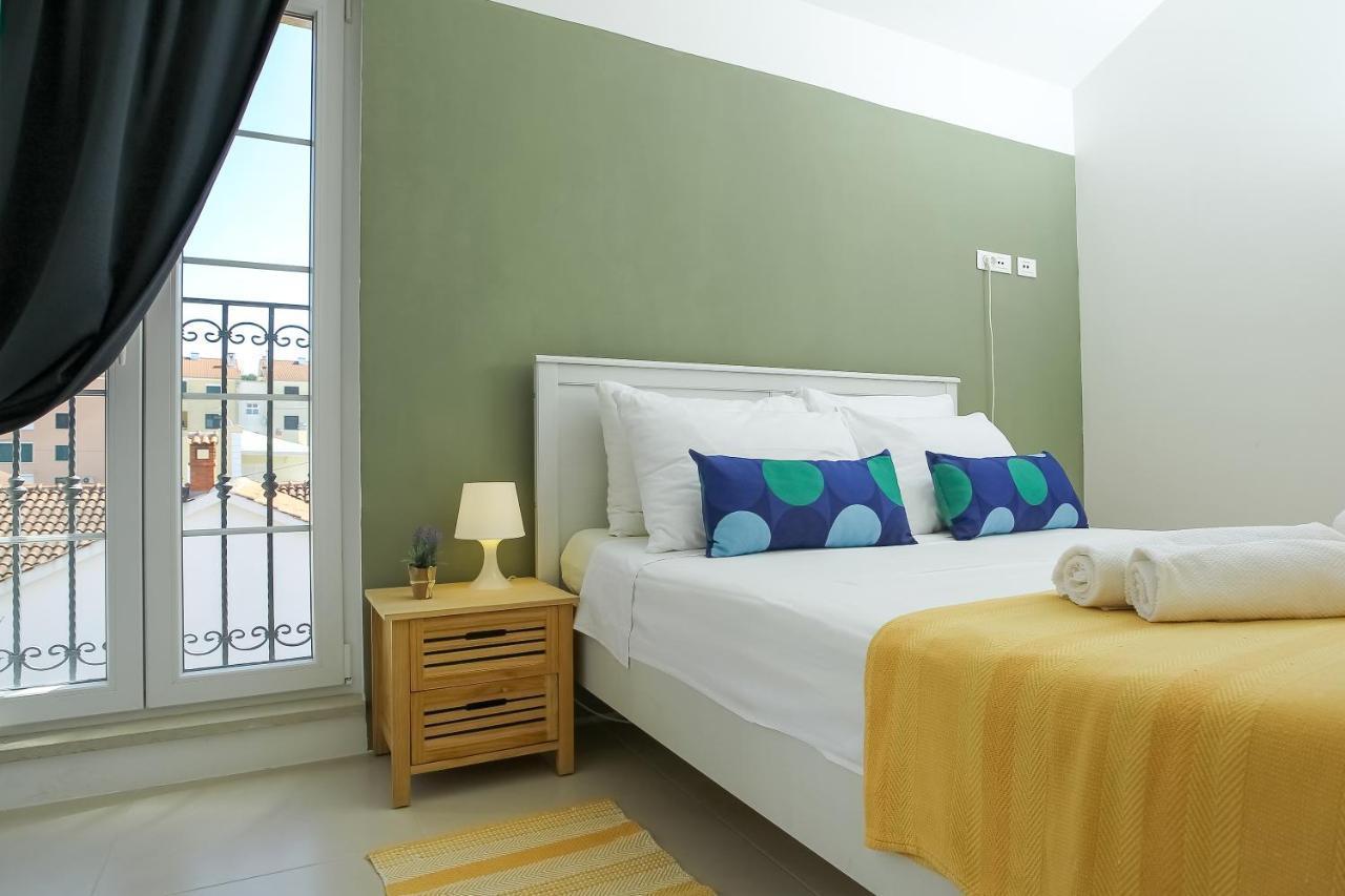 Rougemarin Apartments บีโอกราดนาโมรู ภายนอก รูปภาพ
